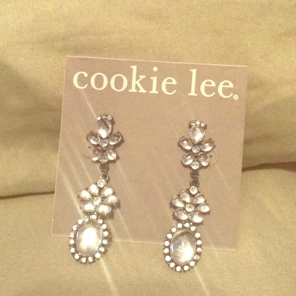 COOKIE LEE EARRINGS